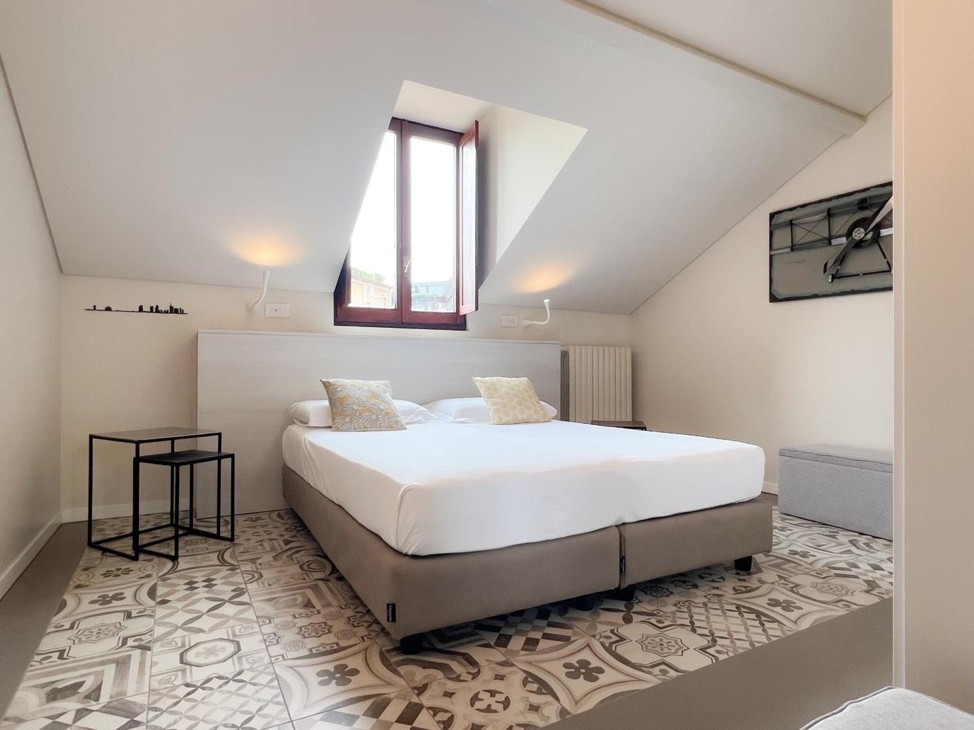 Comecasa 10 Minutes Walk From Duomo 2 Bedroom Apartment Mediolan Zewnętrze zdjęcie