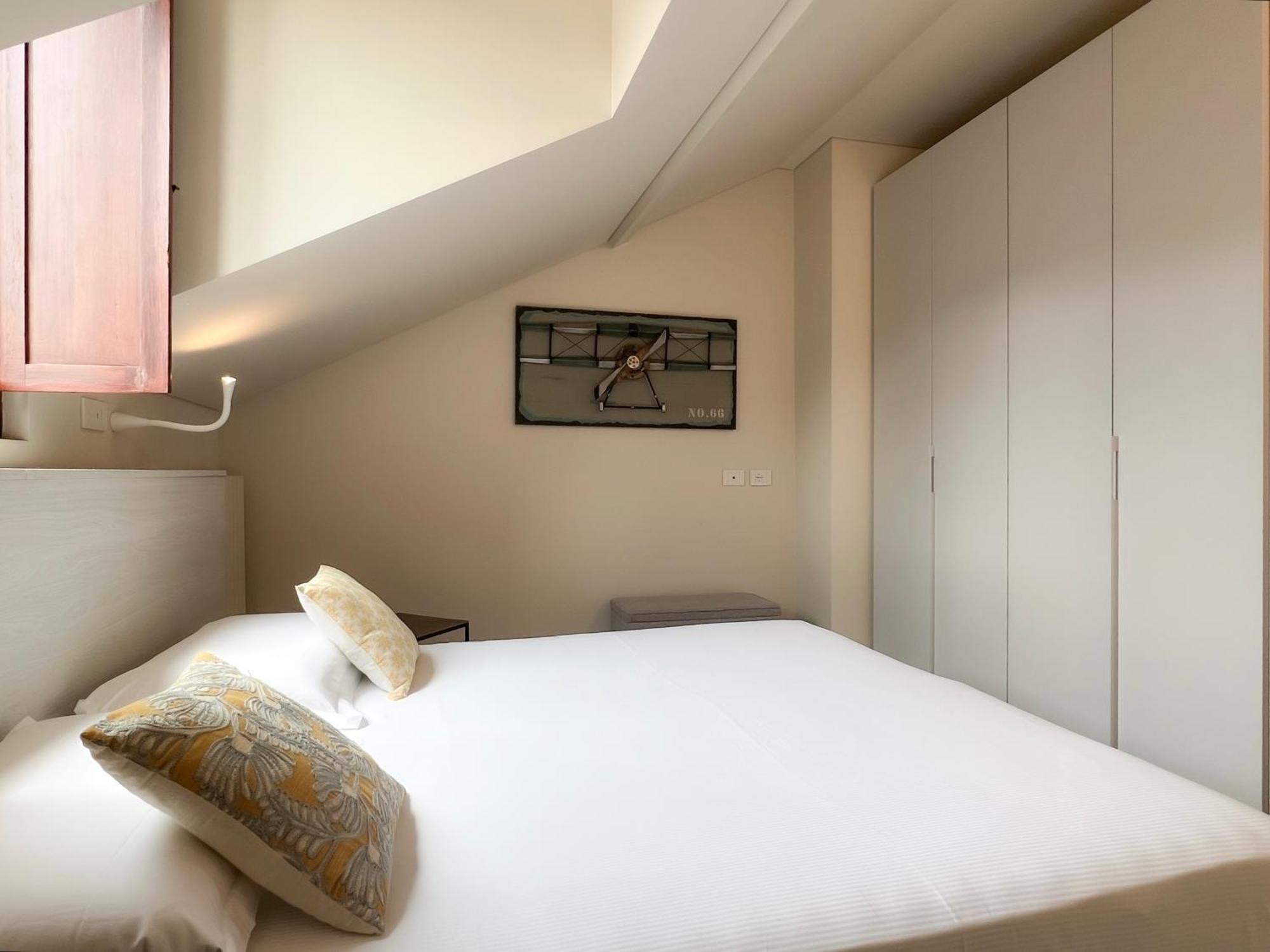 Comecasa 10 Minutes Walk From Duomo 2 Bedroom Apartment Mediolan Zewnętrze zdjęcie
