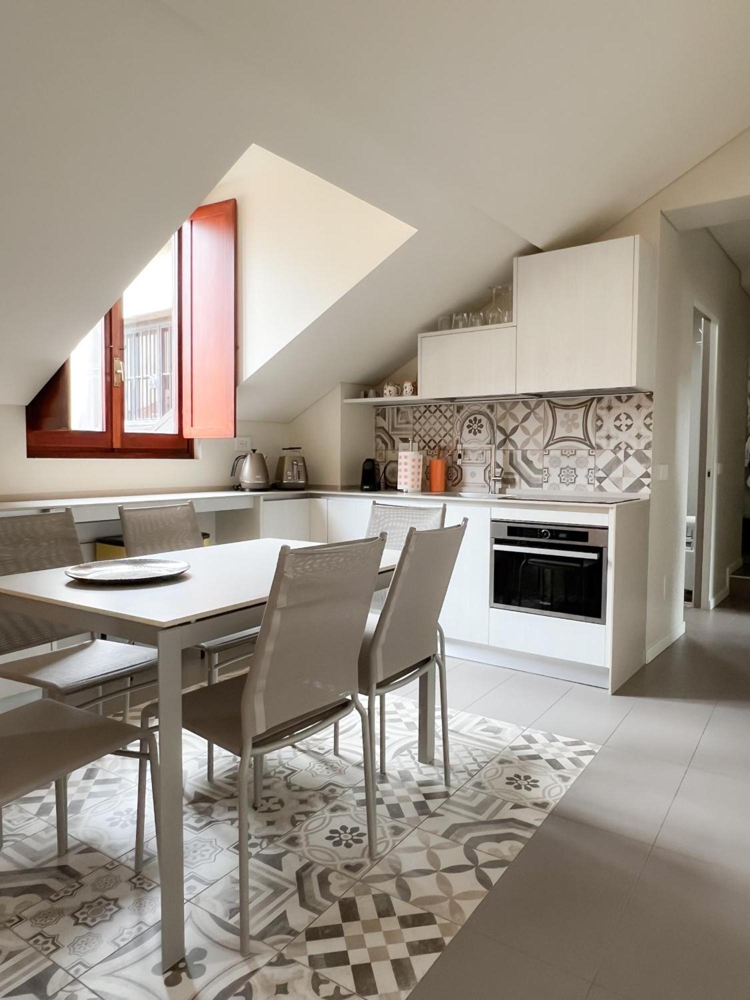 Comecasa 10 Minutes Walk From Duomo 2 Bedroom Apartment Mediolan Zewnętrze zdjęcie