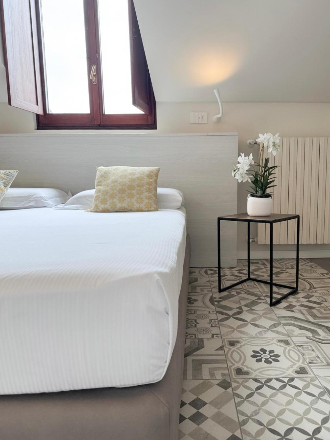 Comecasa 10 Minutes Walk From Duomo 2 Bedroom Apartment Mediolan Zewnętrze zdjęcie