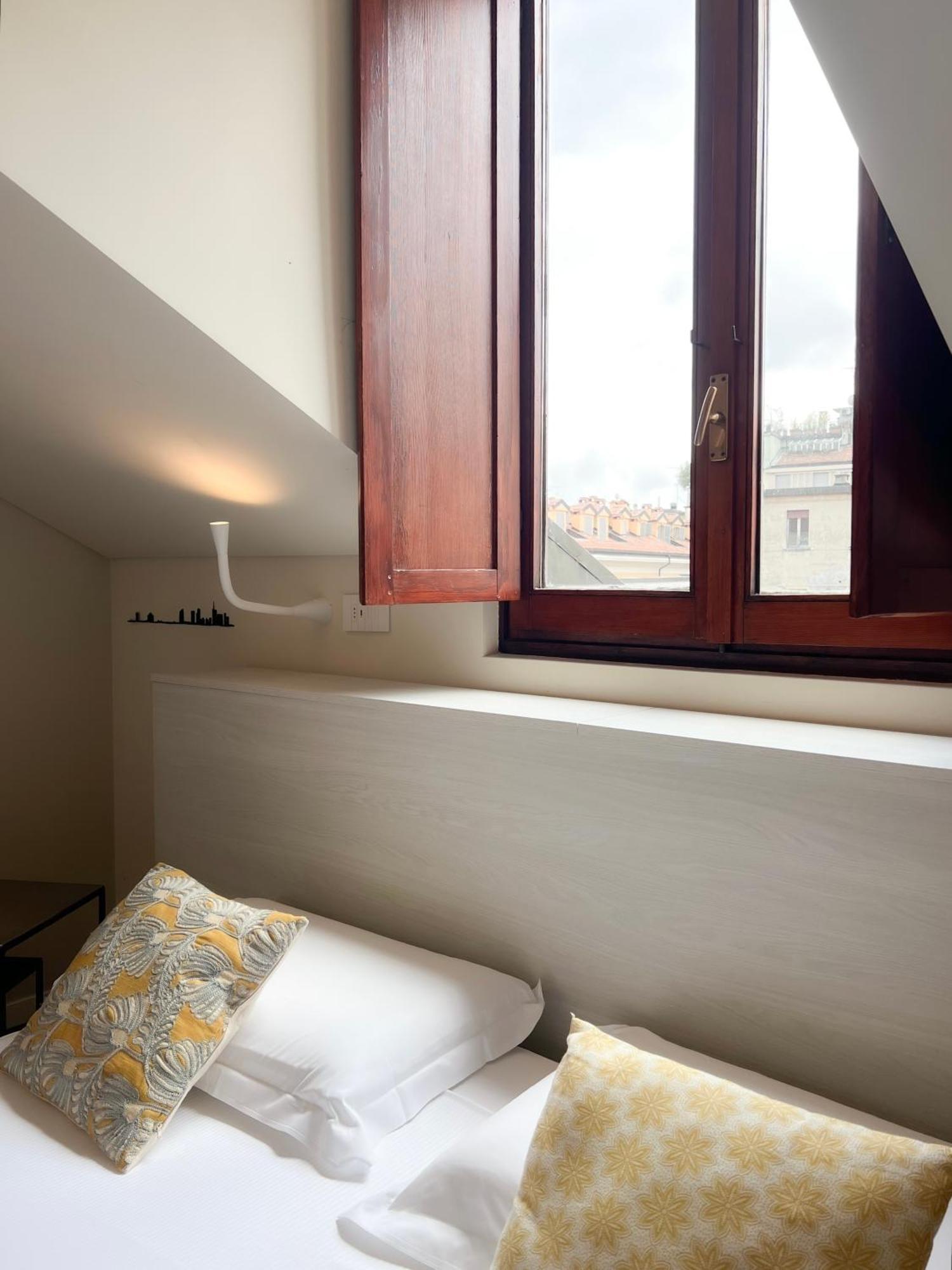 Comecasa 10 Minutes Walk From Duomo 2 Bedroom Apartment Mediolan Zewnętrze zdjęcie